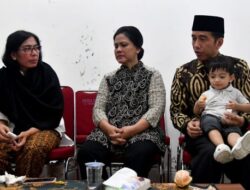 Presiden Jokowi Melayat Besan