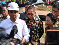 Jokowi Pastikan THR Daerah Dibayar Tepat Waktu