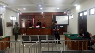 Dua Saksi Ahli Tak Datang, Sidang Jumawarzi Ditunda