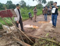 Jalan Provinsi di Kecamatan Kumpeh Ilir Rusak Parah