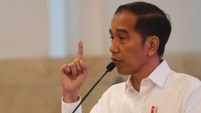 Jokowi Belum Berpikir Lockdown Wilayah Corona