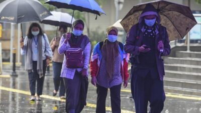 Virus Corona Disebut Bertahan 7 Hari pada Permukaan Masker