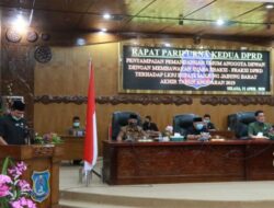 Bupati Safrial Hadiri Paripurna Kedua Pembahasan LKPJ Tahun Anggaran 2019