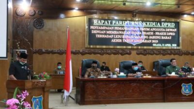 Bupati Safrial Hadiri Paripurna Kedua Pembahasan LKPJ Tahun Anggaran 2019