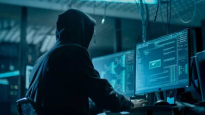 Modus Baru Hacker, Intai Warga yang Tunggu Paket Online