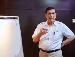 Luhut: RI Bisa Hasilkan Mobil Listrik dan 80% Bahan Baku dari Dalam Negeri