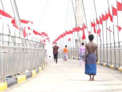 Sejumlah Komunitas Kibarkan 1.000 Bendera Merah Putih di Gentala Arasy