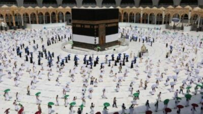 Arab Saudi Umumkan Syarat-syarat Umrah di Tengah Pandemi