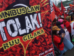 Mahasiswa Baubau Diduga Tertembak saat Aksi Demo Tolak Omnibus Law