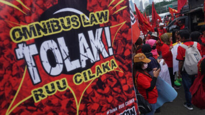 Mahasiswa Baubau Diduga Tertembak saat Aksi Demo Tolak Omnibus Law