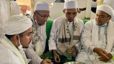 UAS Sebut Habib Rizieq Simbol Pejuang Keadilan