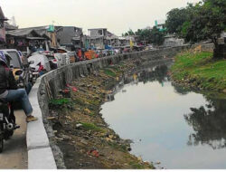 DKI Jakarta Tanggung Biaya Pembuatan Tanggul Kali Sunter Penyebab Banjir di Bekasi