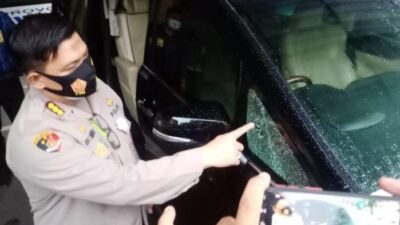 Alphard Milik Bos Tekstil Solo Dilubangi Hingga 8 Peluru