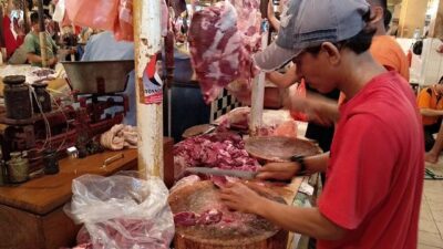 Pedagang Daging Sapi Diminta Batalkan Rencana Mogok Jualan Besok