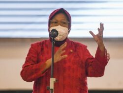 Risma Sebut Jumlah Penerima Bansos di 2021 Masih Sama