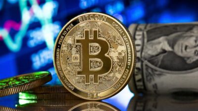 Harga Bitcoin Tembus Rekor Tertinggi Sepanjang Masa Rp701 Juta