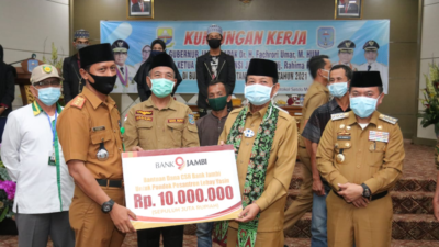 Salurkan Bantuan di Merangin, Fachrori Berharap Sinergitas Pembangunan Meningkat