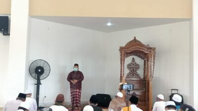 Bupati Safrial Resmikan Masjid Syaikh Utsman Tungkal