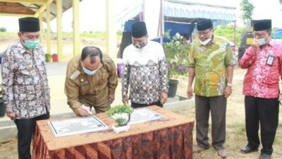 Resmikan Pasar dan Jembatan, Wabup Amir Sakib Sampaikan Capaian Pembangunan