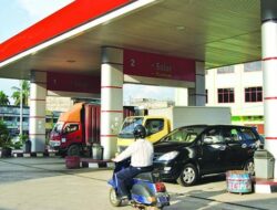 Warga Jambi Tak Bisa Beli Bensin Premium Lagi di Sejumlah SPBU di Kota Jambi