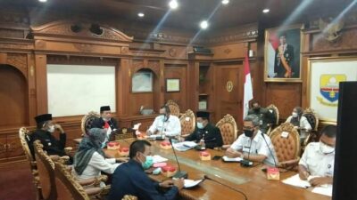 Rapat Pembahasan BUMD, Al Haris Perintahkan Bentuk Tim Kerja