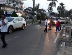 Ketika Gubernur Al Haris Pulang dari Kantor Jalan Kaki