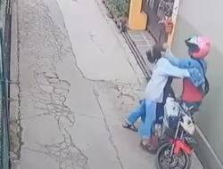 Viral Video Aksi Penjambret Amatir Berakhir Sial, Netizen: Kocak!