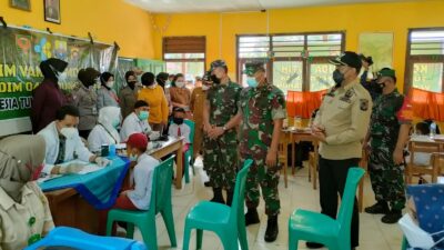 Pantau Vaksinasi Anak di Tebo, Ini Pesan Danrem 042/Gapu