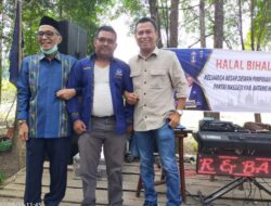 Sekretaris PKB Batanghari Terpincut NasDem, Bakhtiar Langsung Kasih Baju Baru