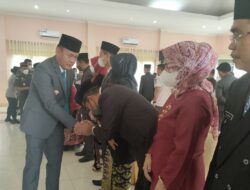 Sukandar: Istri Pejabat Jangan Berlagak Atasan Pejabat