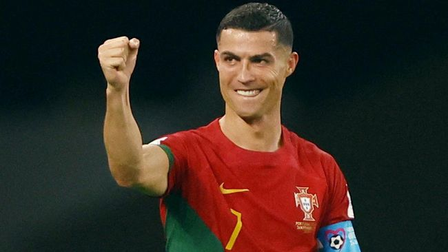 Cristiano Ronaldo jadi pemain terbaik di Portugal vs Ghana. (REUTERS/HANNAH MCKAY)