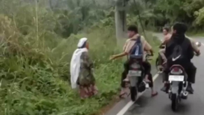 Beberapa Fakta Pelajar yang Tega Menendang Nenek Tua Hingga Tersungkur