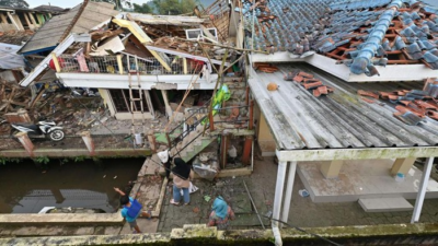 Jokowi Meminta Kepada Menteri PUPR Untuk Dibangunkan Rumah Anti Gempa di Cianjur