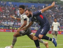 Respons Pelatih Arema Soal Informasi Boikot Tim Main di Magelang