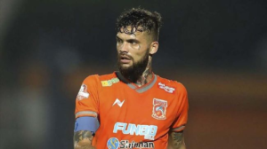 Booming  Diego Michiels Dua Kali Pukul Krmencik Sebab Kejadian Meludah