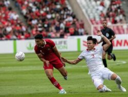 Joko Widodo Tegang Nonton Duel Seru Indonesia Vs Vietnam