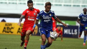 Persib ke Puncak Liga 1 Usai Kalahkan Borneo FC