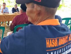 Hasbi Anshory Berikan ‘Kuliah Politik’ Petani Cabai Merah