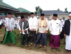 Peringati Hari Santri Nasional, Ribuan Santri Muarojambi Gelar Pawai