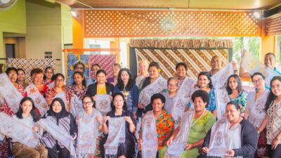 Kegiatan Batik Week yang digelar oleh KBRI di Suva, Fiji. KBRI di Suva dipimpin oleh Duta Besar (Dubes) Dupito D Simamora.