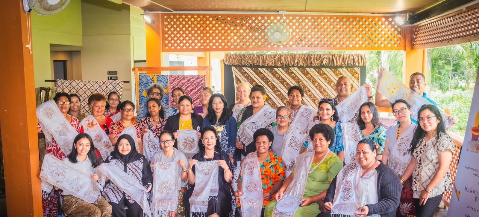 Kegiatan Batik Week yang digelar oleh KBRI di Suva, Fiji. KBRI di Suva dipimpin oleh Duta Besar (Dubes) Dupito D Simamora.