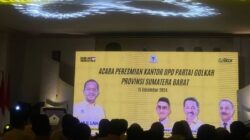 Bahlil Lahadalia, meresmikan kantor baru DPD Partai Golkar Sumatera Barat (Sumbar) pada Minggu, 15 Desember 2024. (DETAIL/Arif)